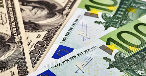 Продолжается рост евро против доллара