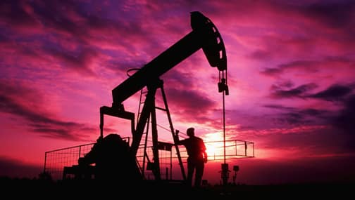 Нефть впервые с начала месяца упала ниже $100 за баррель