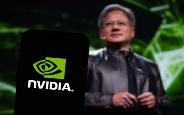 🟢 Акции Nvidia теряют 7%, увлекая вниз «техов» США