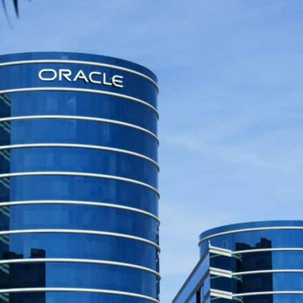 Oracle хочет стать Большим братом!